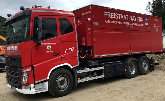 AB-Ölwehr-Container.jpg