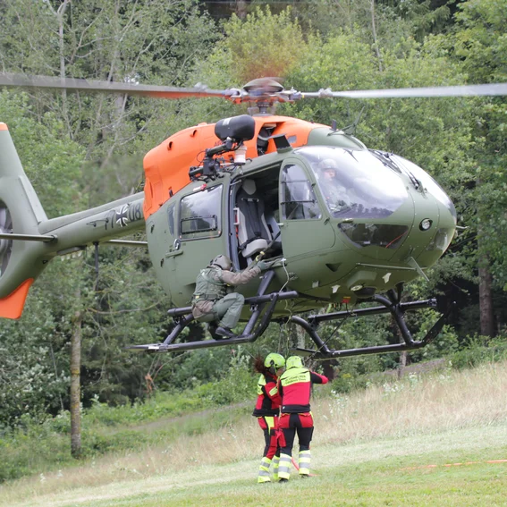 H145 LUH.JPG