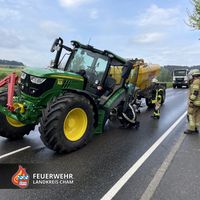11-20220513-vu_traktor_oberndorf.jpg