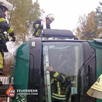 20251027 LKW-Unfall Moosdorf (2).jpg