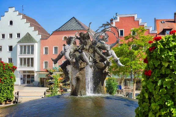 Marktplatzbrunnen.jpg